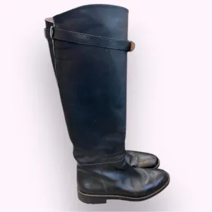 🇪🇸 Banana Republic Leather Boots - Full Zip &amp; Buckle - low heel - Size 6M