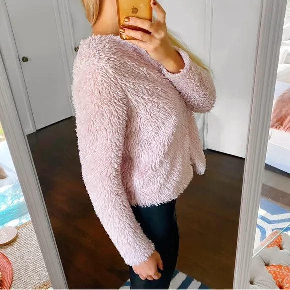 ❄️ CONTEMPORARY BLUSH FAUX FUR TEDDY JACKET!