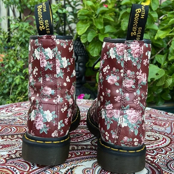 🌺🌸 Dr. Martens Burgundy Rose Floral Boots 🌸🌺