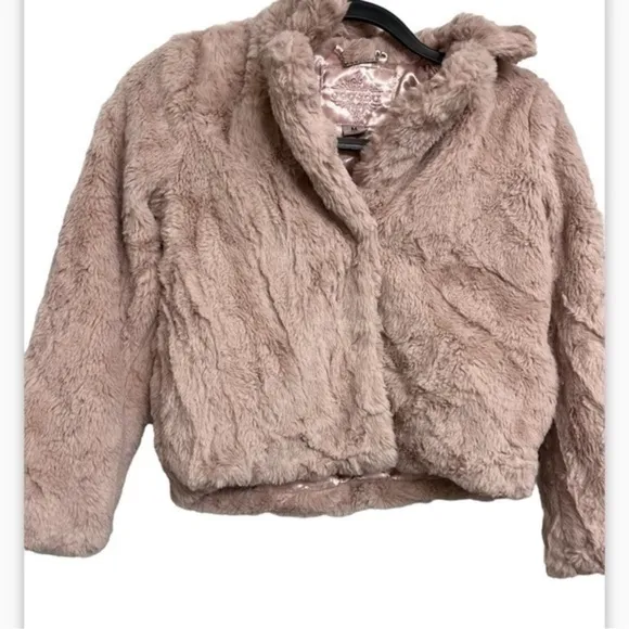 🆕 Francesca’s Collections franki Faux Fur Jacket for Girls