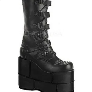⭐️ HUGE 7” Platforms Gothic Demonia Kneehigh patent leather boots women 7