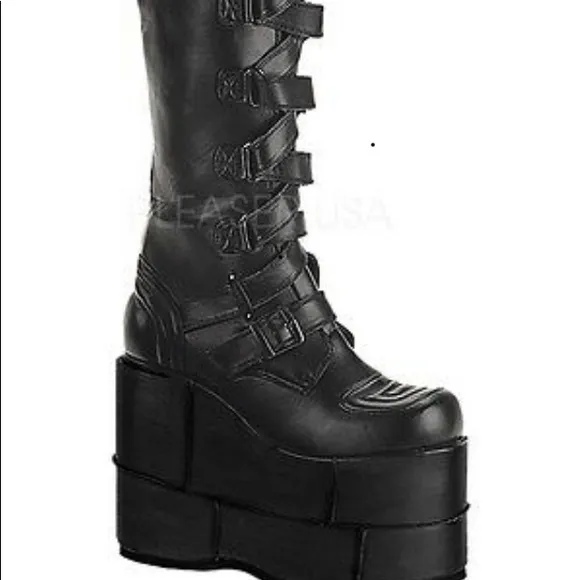 ⭐️ HUGE 7” Platforms Gothic Demonia Kneehigh patent leather boots women 7