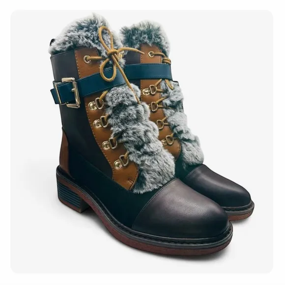 ★ NWT Patrizia Hilvia by Spring Step Boots - Multicolored ★