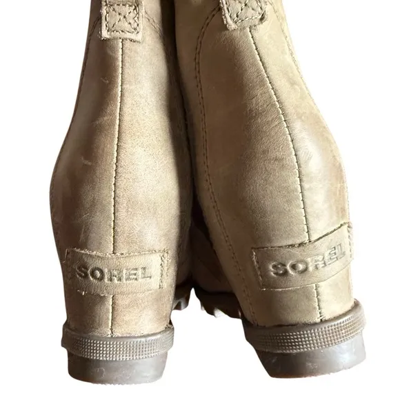 •🌺 Sorel lea green wedge boots 6.5
