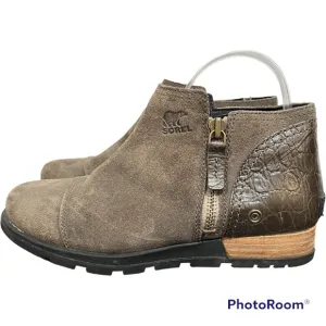 - - Sorel Major light Olive Green Booties, Size 8