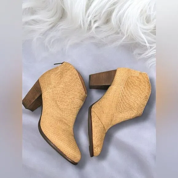 🔥 UGG Calf Hair Charlotte Embossed Bootie Boots Size 9.5 EU 40.5