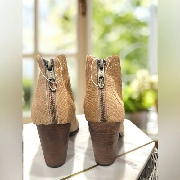 🔥 UGG Calf Hair Charlotte Embossed Bootie Boots Size 9.5 EU 40.5
