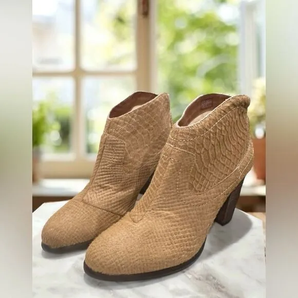 🔥 UGG Calf Hair Charlotte Embossed Bootie Boots Size 9.5 EU 40.5