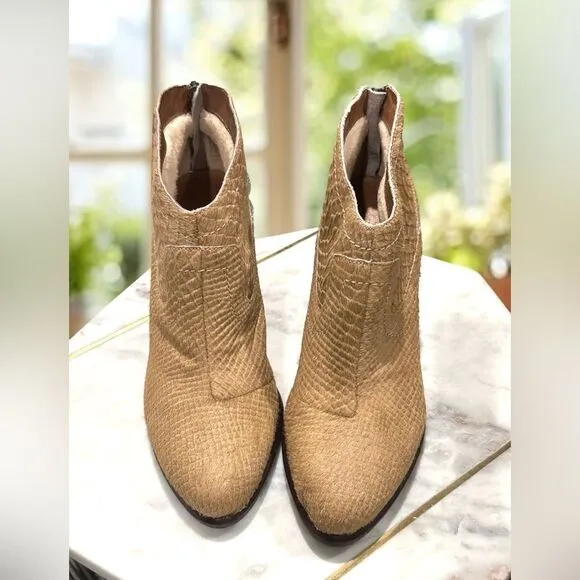 🔥 UGG Calf Hair Charlotte Embossed Bootie Boots Size 9.5 EU 40.5