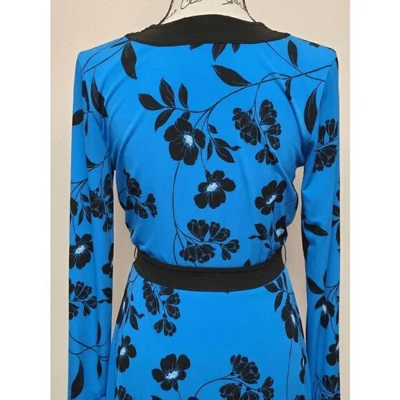 💙 WHITE HOUSE BLACK MARKET Long Sleeve Reversible Blue Matte Jersey Dress M