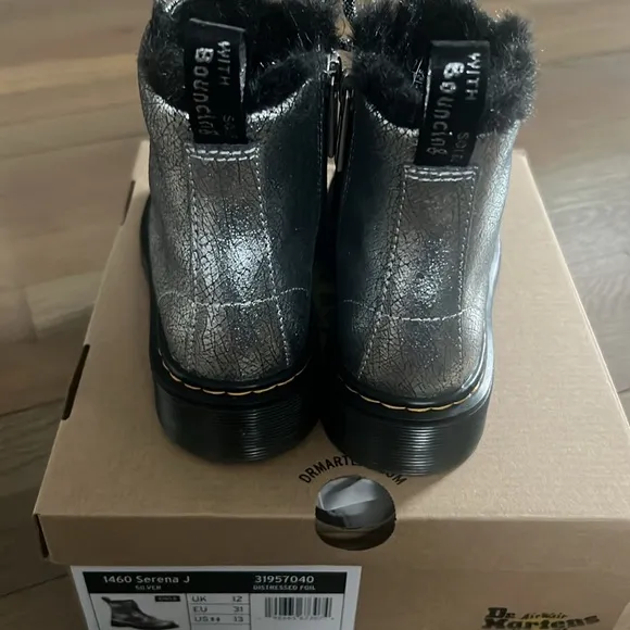 100% Authentic Dr. Martens Girls Boots Silver Distressed Foil Faux  Fur Size 13