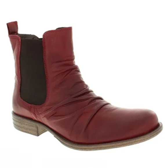 🔥1/2 of Summer Sale!🔥 MIZ MOOZ LISSIE CHELSEA BOOTS- BORDEAUX