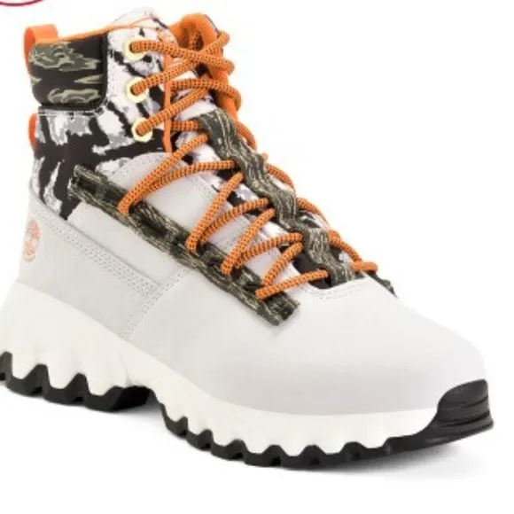 (50% OFF) NWB Timberland Leather Nubuck Waterproof Euro Hiking Gray Boots 7.5 M