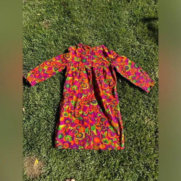 60s Vintage Bright Floral Long Sleeeved Mini Dress