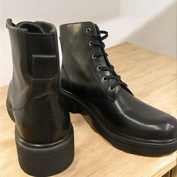 Abeo Vista Lace Black Leather Lace-Up Boots women’s size 10 nearly new