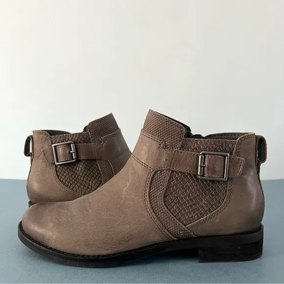 Abeo Yana Gray Leather Snakeskin Buckle Ankle Boots