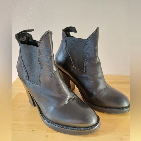 Acne Studios Star Black Ankle Boots Size 38