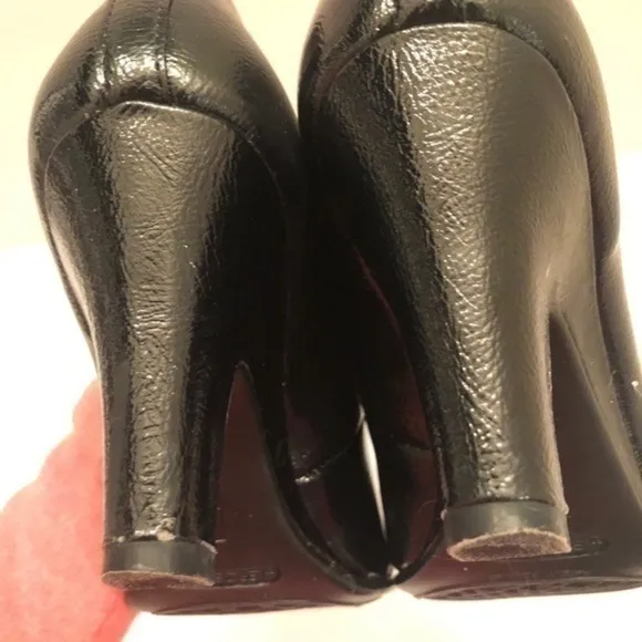Aerosoles black patent leather heels pumps shoes
