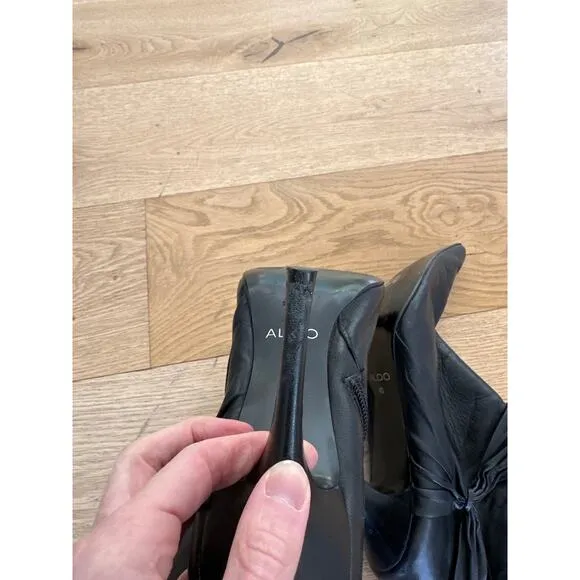 Aldo - Pointed Toe Heeled Faux Leather Boots in Black