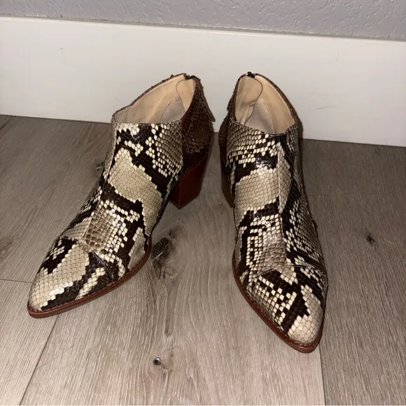 ALEXANDRE BIRMAN NATURAL PYTHON BLOCK-HEEL BOOTIES SIZE 38 - 7.5 US