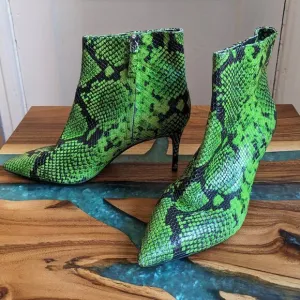 Alice   Olivia Neon Green Snakeskin Ankle Boots