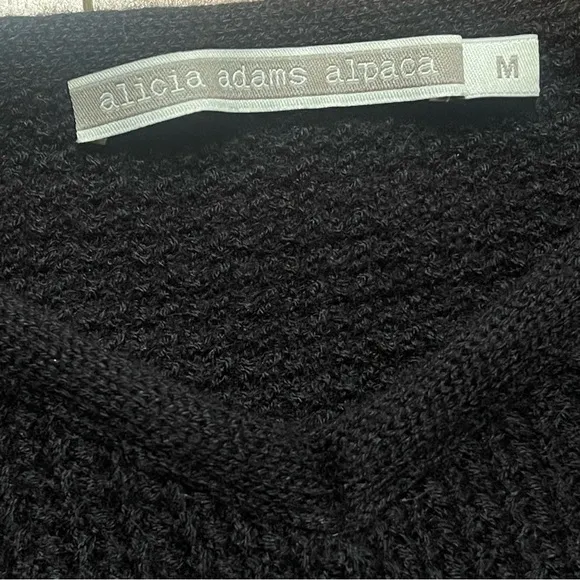 Alicia Adams Alpaca Cozy 100% Baby Alpaca Sweater Size M