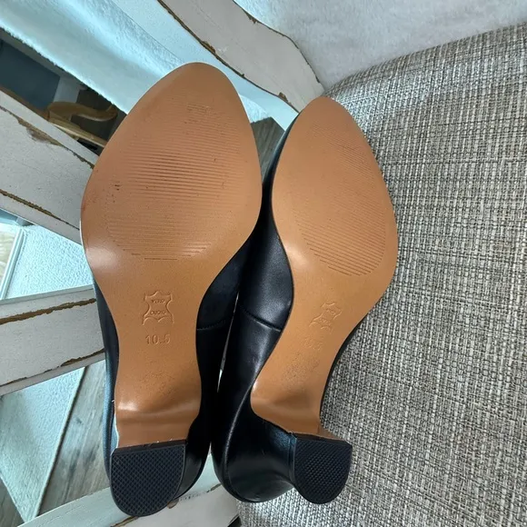 American Duchess Black Leather Kitten Heel Pumps Sz 10.5 Geometric Cutouts