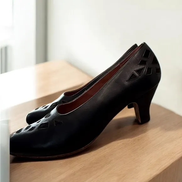 American Duchess Black Leather Kitten Heel Pumps Sz 10.5 Geometric Cutouts