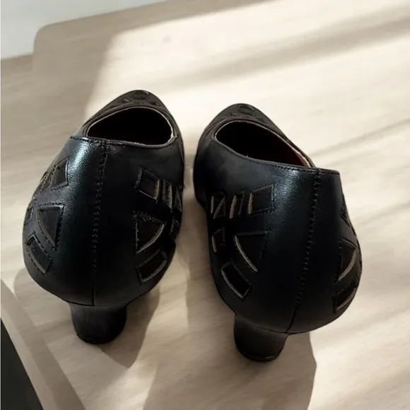 American Duchess Black Leather Kitten Heel Pumps Sz 10.5 Geometric Cutouts