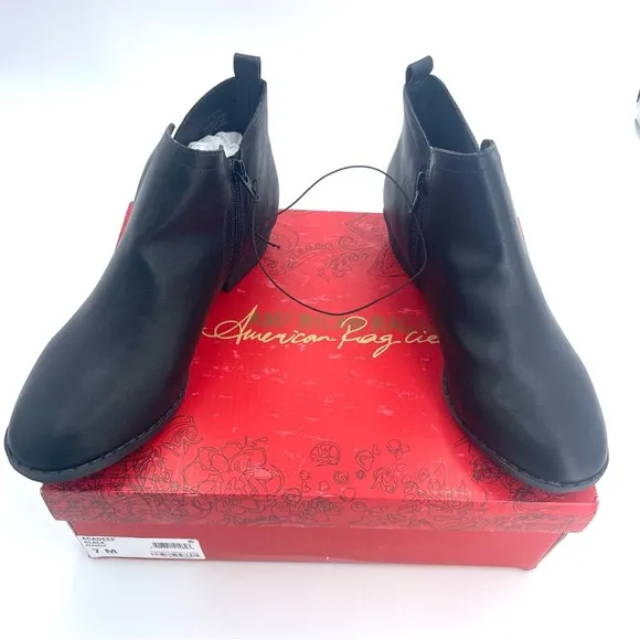 American Rag Womens Cadee Almond Toe Ankle Black PU Leather Boots Size 7M