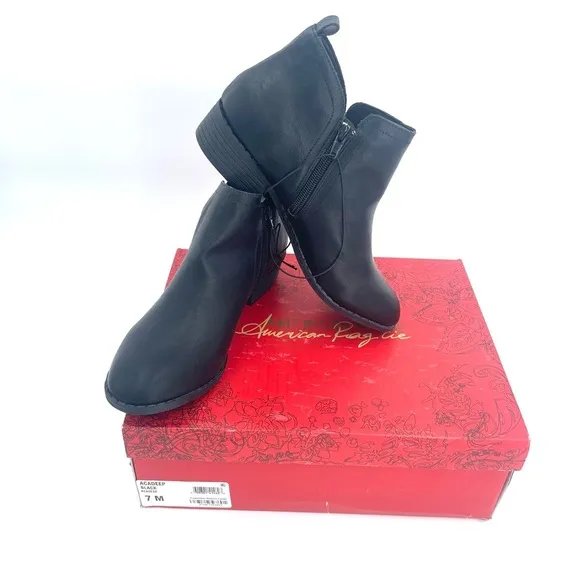 American Rag Womens Cadee Almond Toe Ankle Black PU Leather Boots Size 7M