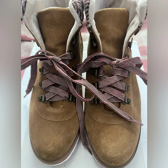 Anne Klein Sport boots
