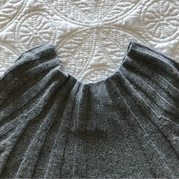 Anthropologie Arsenau Alpaca Washable Wool Blend Gray Sweater Dress Size S EUC