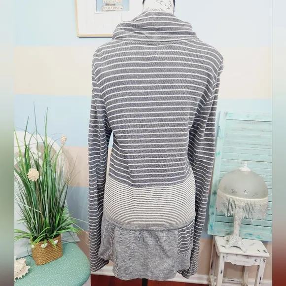 Anthropologie Long Sleeve Striped Tunic
