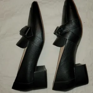 Antonio Melani shoes Saree 100% leather square heels and toes sz 10M