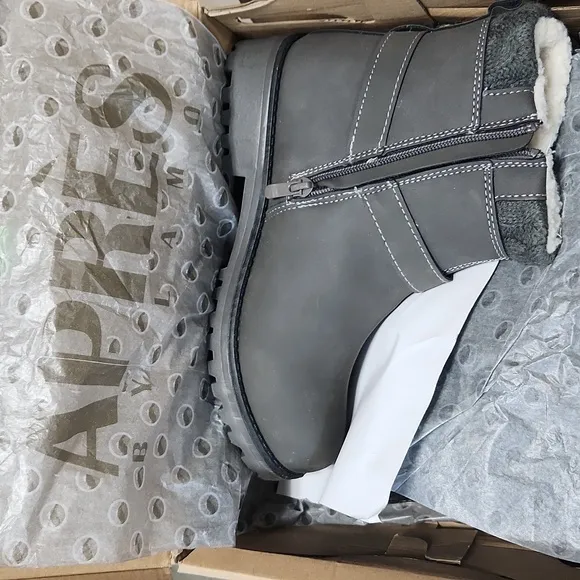 Apres Jewel Ankle Boots