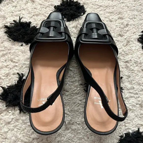 Aquatalia Adrienn Kitten Heel Slingback size 7.5 black gorgeous new heels