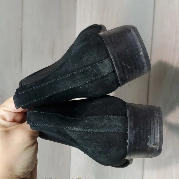 Aquatalia Womens Falco Chelsea Ankle Suede Heels Boots shoes sz 7
