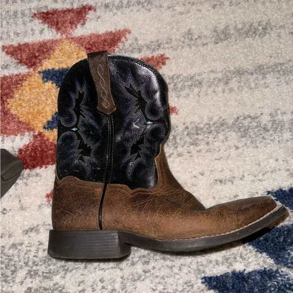 Ariat cowboy boots