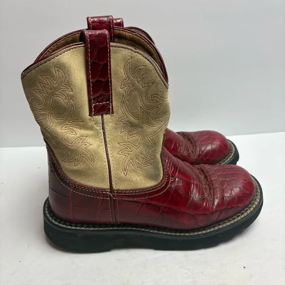 Ariat FatBaby Red and Tan Cowboy Western Boots Short Size 6B Women’s