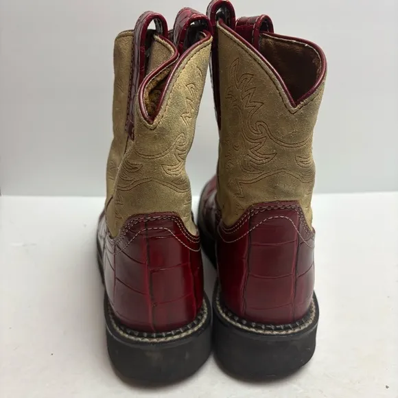 Ariat FatBaby Red and Tan Cowboy Western Boots Short Size 6B Women’s