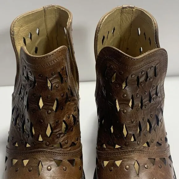 Ariat Ladies Dixon Studded Black Snip Toe Booties Western Cowgirl Size 8 Women’s