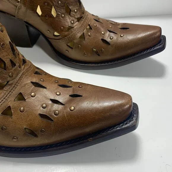 Ariat Ladies Dixon Studded Black Snip Toe Booties Western Cowgirl Size 8 Women’s