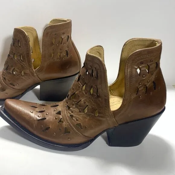 Ariat Ladies Dixon Studded Black Snip Toe Booties Western Cowgirl Size 8 Women’s