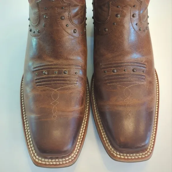 Ariat Runaway Studded Leather Western Cowboy Performance Boots 10M Brown EUC