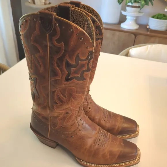 Ariat Runaway Studded Leather Western Cowboy Performance Boots 10M Brown EUC