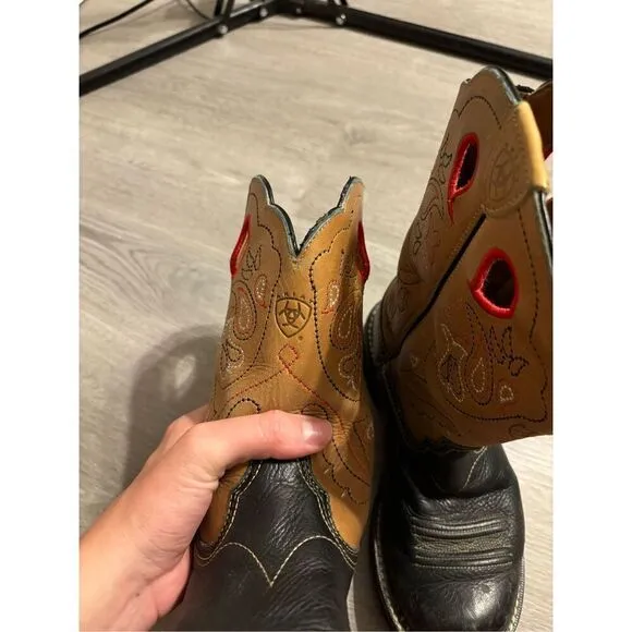 Ariat Short Tan,Red, and Black Boots Sz 6B Women’s