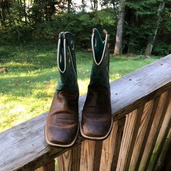 Ariat Women’s Fatbaby Teal and Brown Leather Short Cowboy Boots Size US 4 LR
