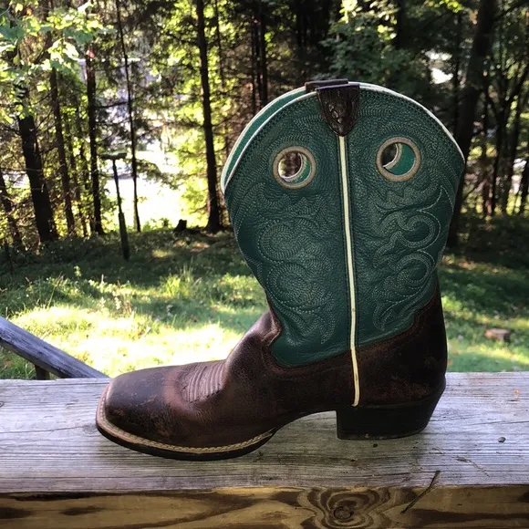 Ariat Women’s Fatbaby Teal and Brown Leather Short Cowboy Boots Size US 4 LR