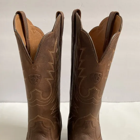ARIAT Women's Heritage Western R Toe Boots Distressed Brown Leather Size 6.5B